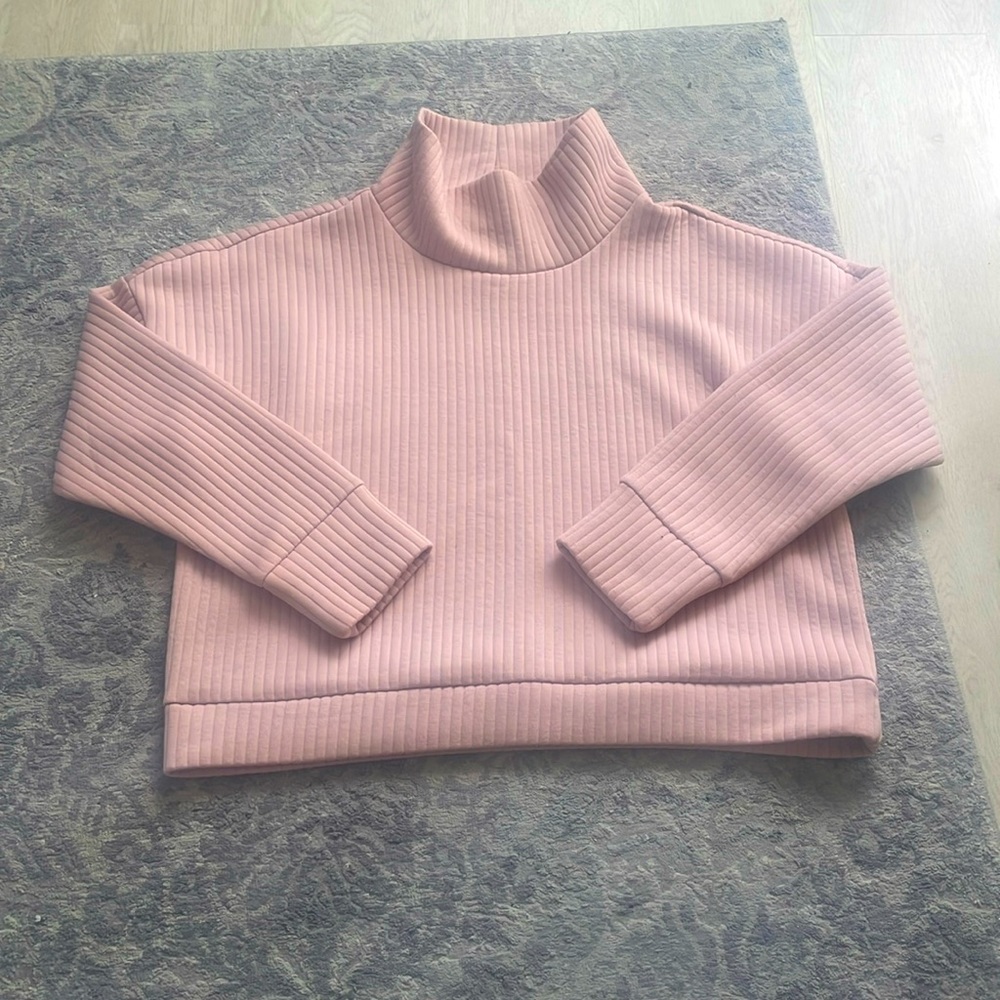 A for the republic sweater cropped and barely worn